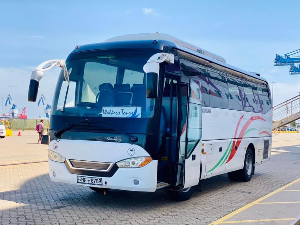 37-seater underluggage bus